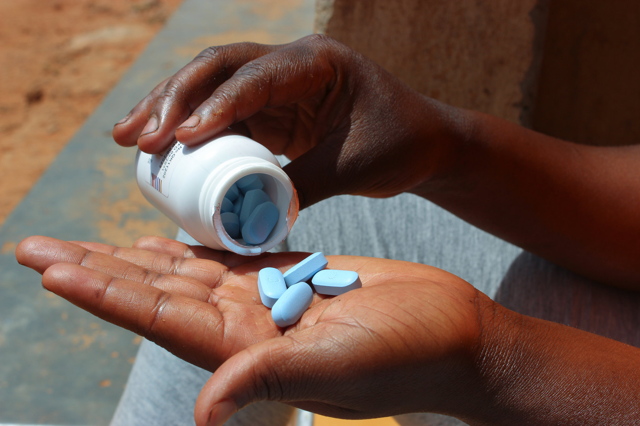 Ugandans Fear AIDS Will Spread as Health Clinics Close