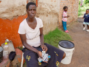 Healing or Hustle? Smuggled Meds Are Big Draw in Zimbabwe’s Hidden Markets