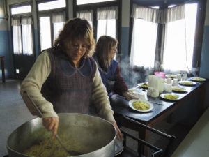 Young Argentine Students Get Less Food at School as Country Faces Economic Crisis