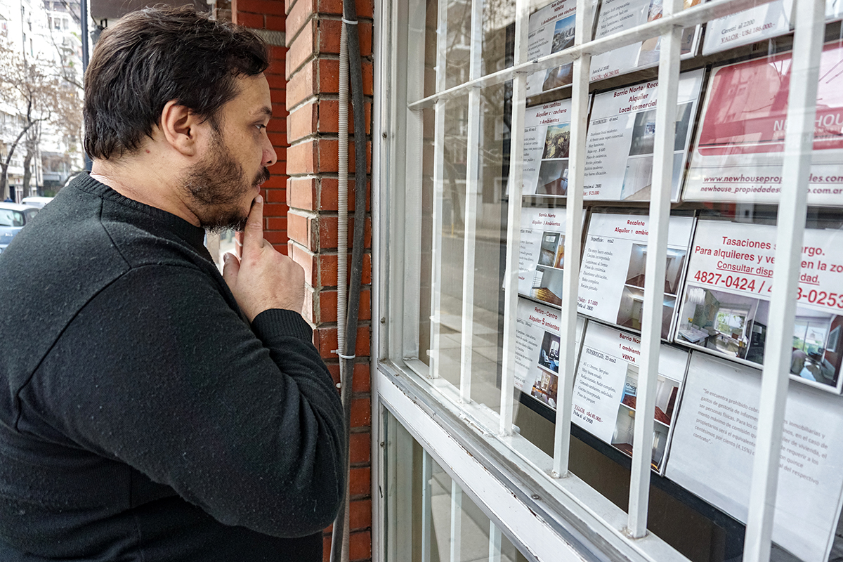 Soaring Rents, High Demand Pushing out Many Buenos Aires Tenants