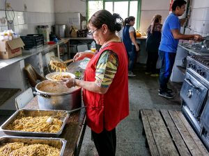 Despite More Government Spending, Buenos Aires Schools Struggle to Feed Students